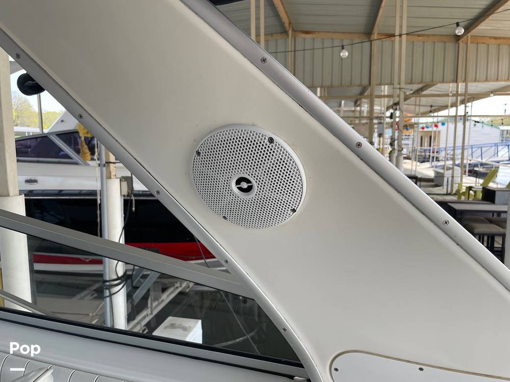 Slide: The Image of Bayliner 3255 Avanti 1999 - 15352056