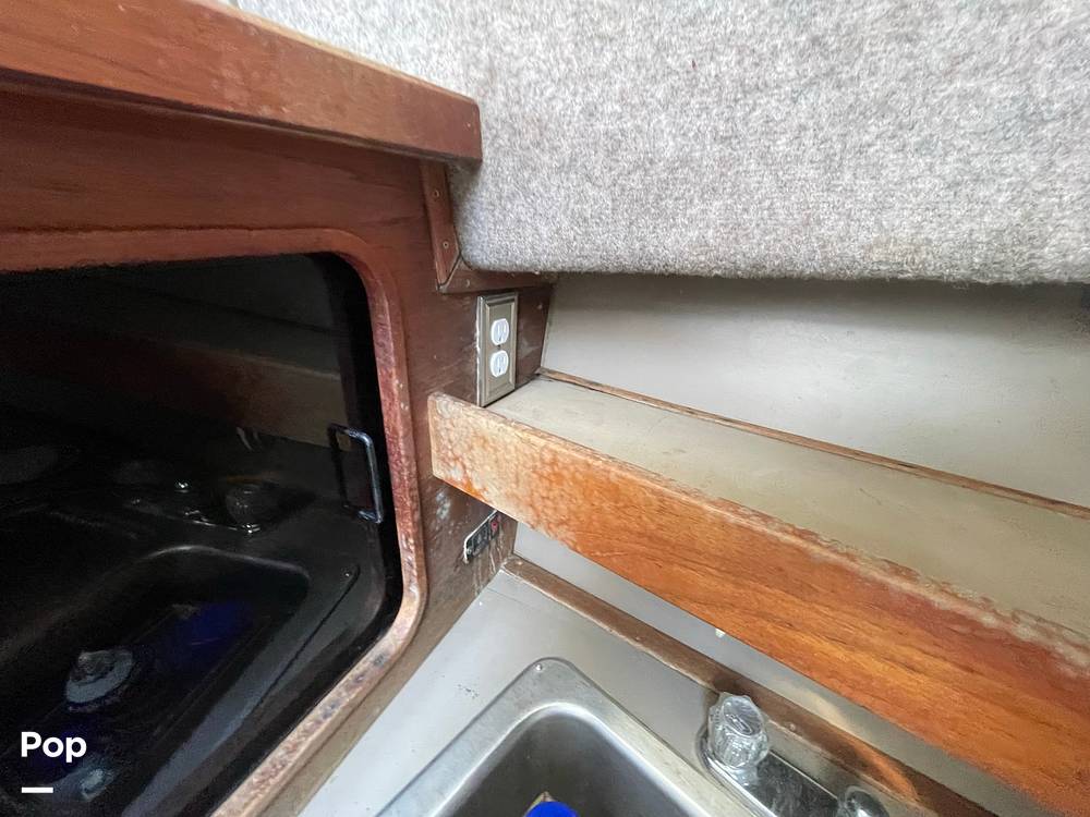 Slide: The Image of Bayliner 3270 Explorer 1984 - 12407428