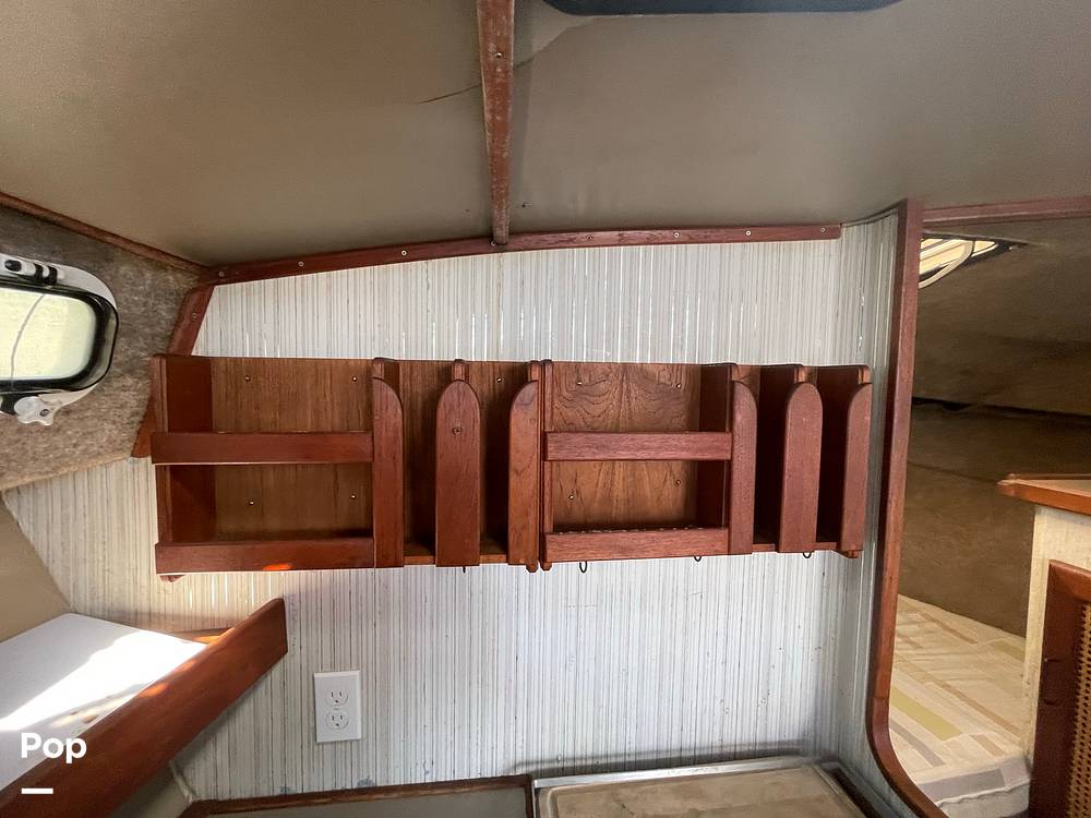 Slide: The Image of Bayliner 3270 Explorer 1984 - 12407431