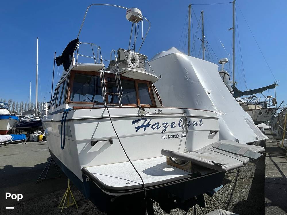 Slide: The Image of Bayliner 3270 Explorer 1984 - 12407623