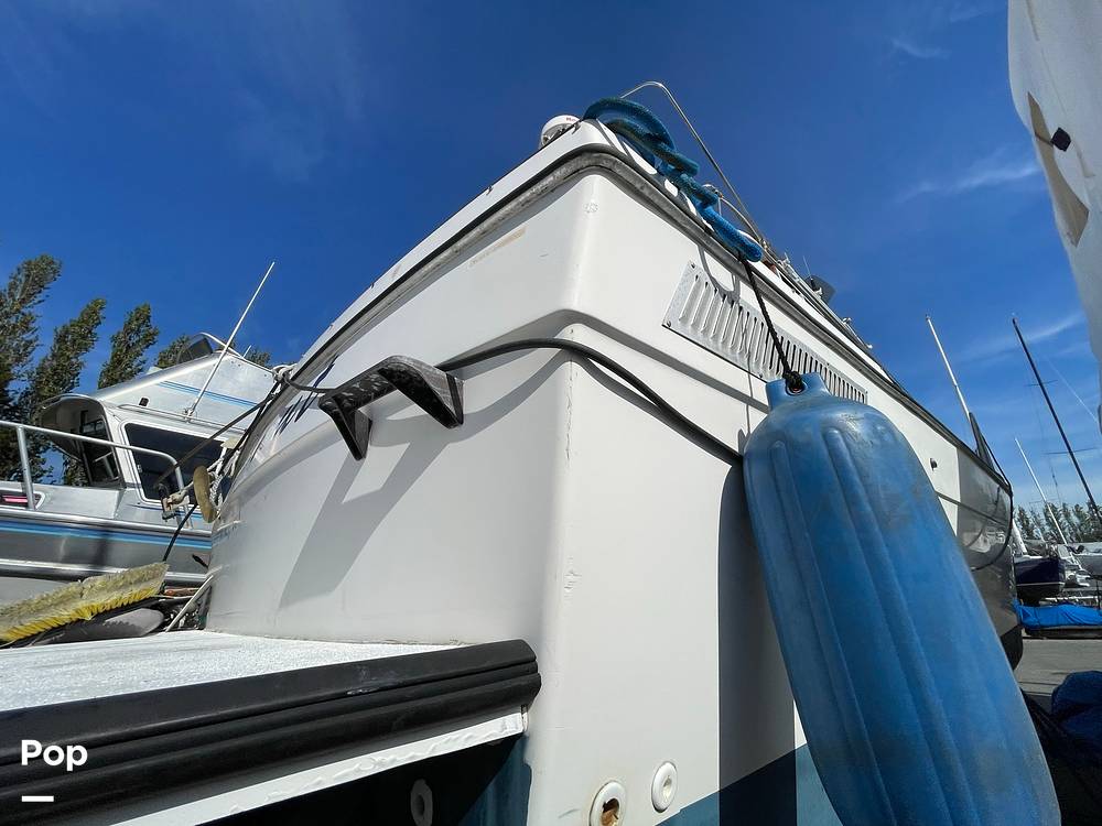 Slide: The Image of Bayliner 3270 Explorer 1984 - 13204366