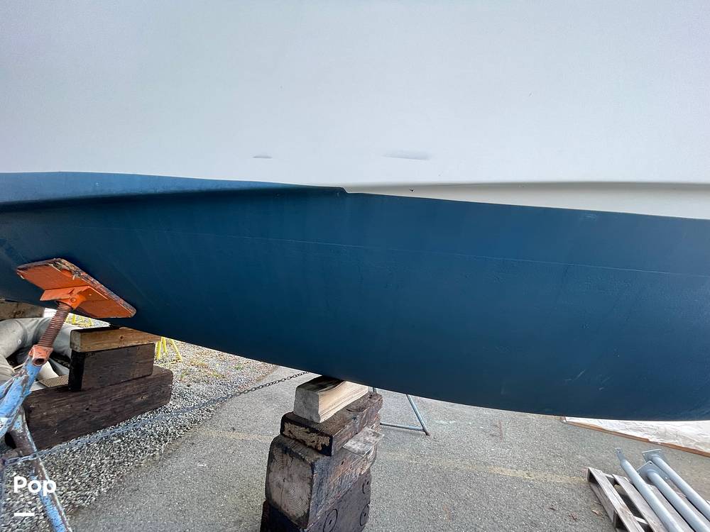 Slide: The Image of Bayliner 3270 Explorer 1984 - 13204381