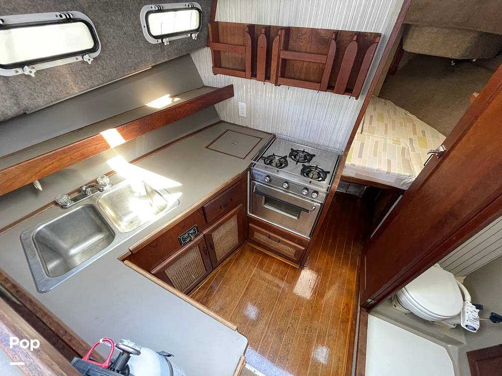 Slide: The Image of Bayliner 3270 Explorer 1984 - 13204447