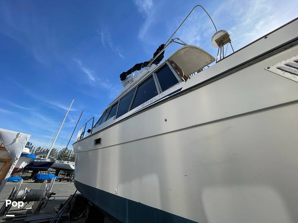 Slide: The Image of Bayliner 3270 Explorer 1984 - 13204393