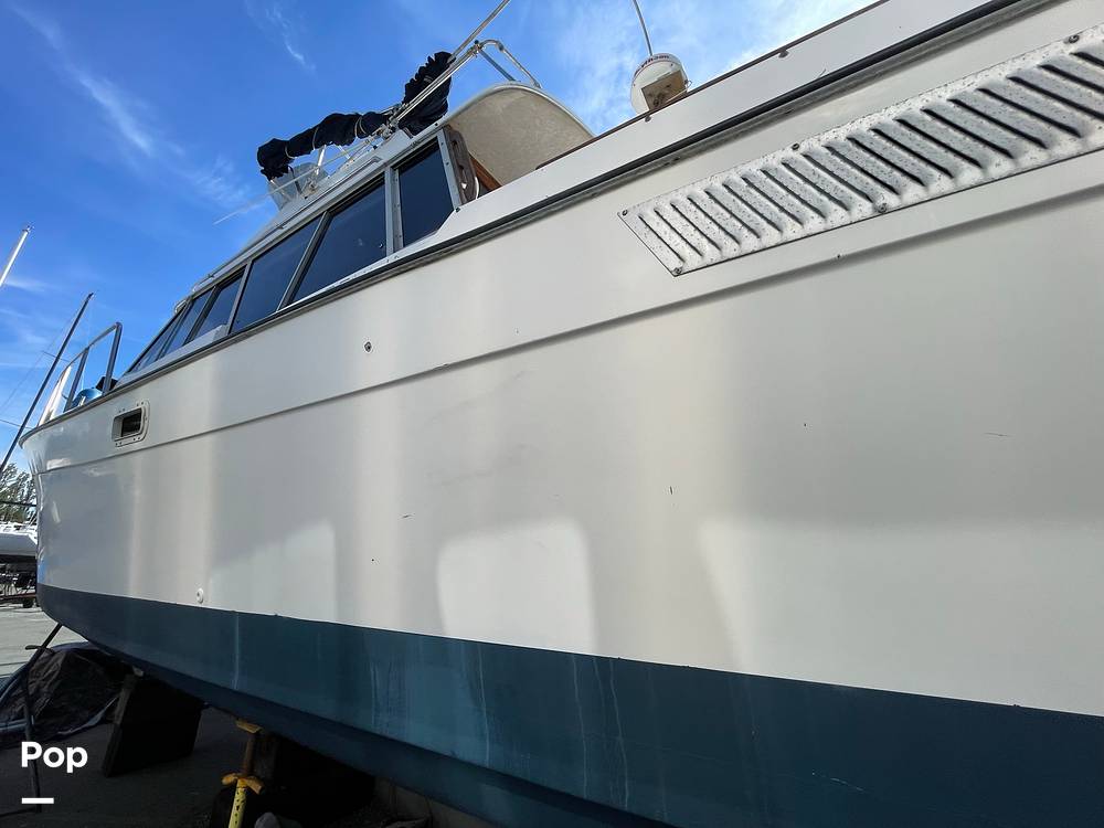Slide: The Image of Bayliner 3270 Explorer 1984 - 13204394