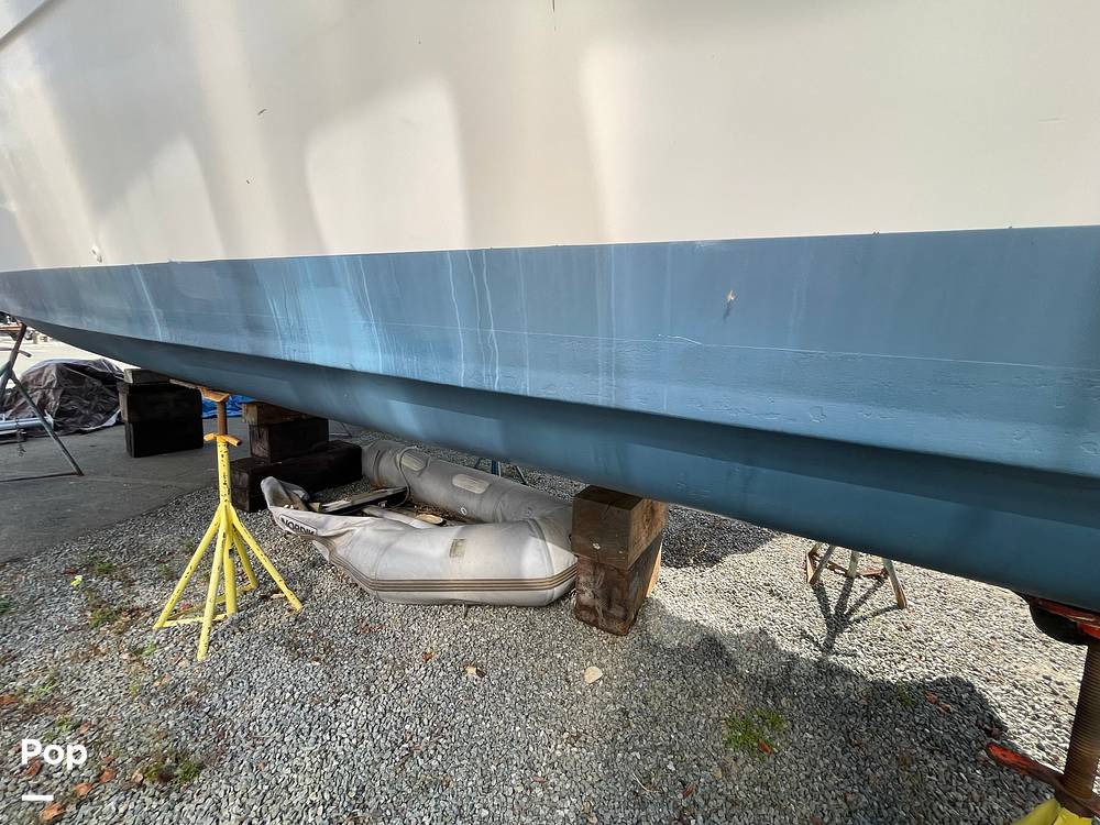 Slide: The Image of Bayliner 3270 Explorer 1984 - 13204395