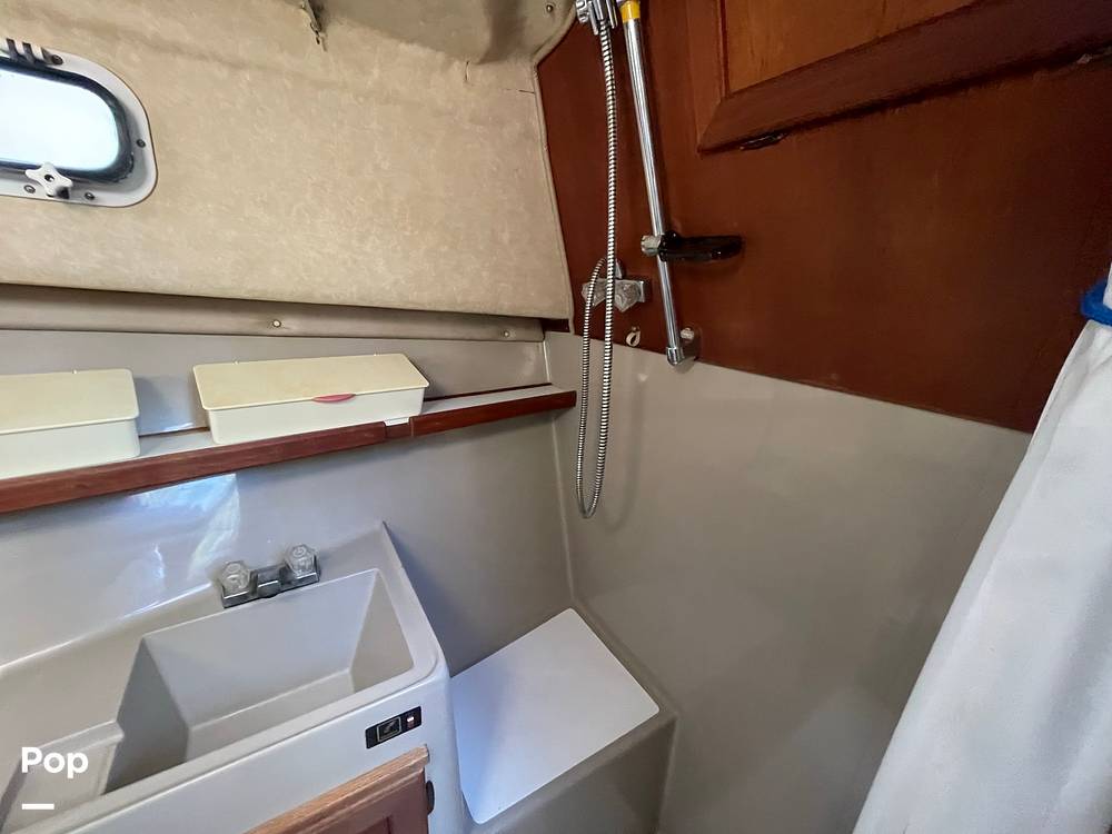 Slide: The Image of Bayliner 3270 Explorer 1984 - 13204440