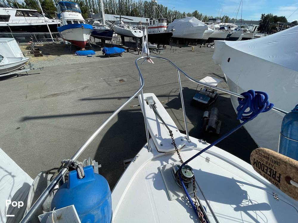 Slide: The Image of Bayliner 3270 Explorer 1984 - 13204406