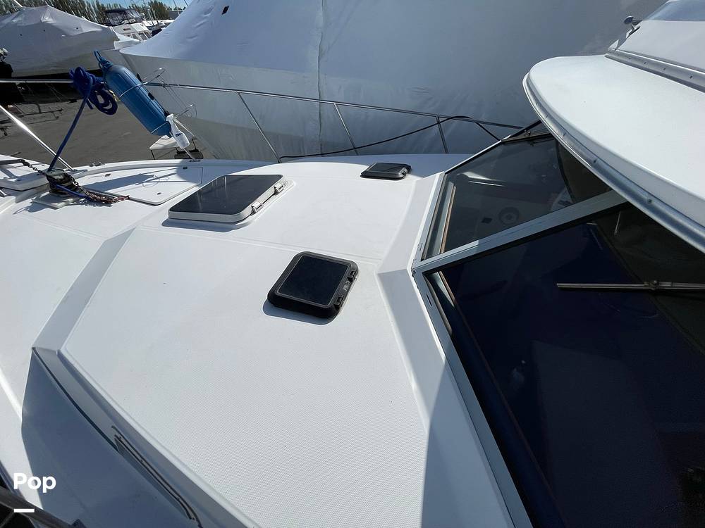 Slide: The Image of Bayliner 3270 Explorer 1984 - 13204409