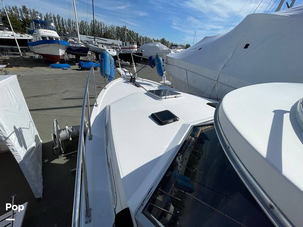 Slide: The Image of Bayliner 3270 Explorer 1984 - 13204411