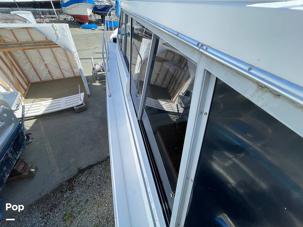 Slide: The Image of Bayliner 3270 Explorer 1984 - 13204416