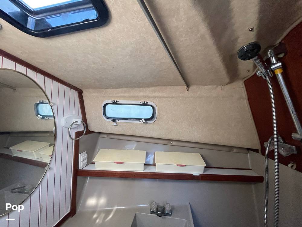 Slide: The Image of Bayliner 3270 Explorer 1984 - 13204438