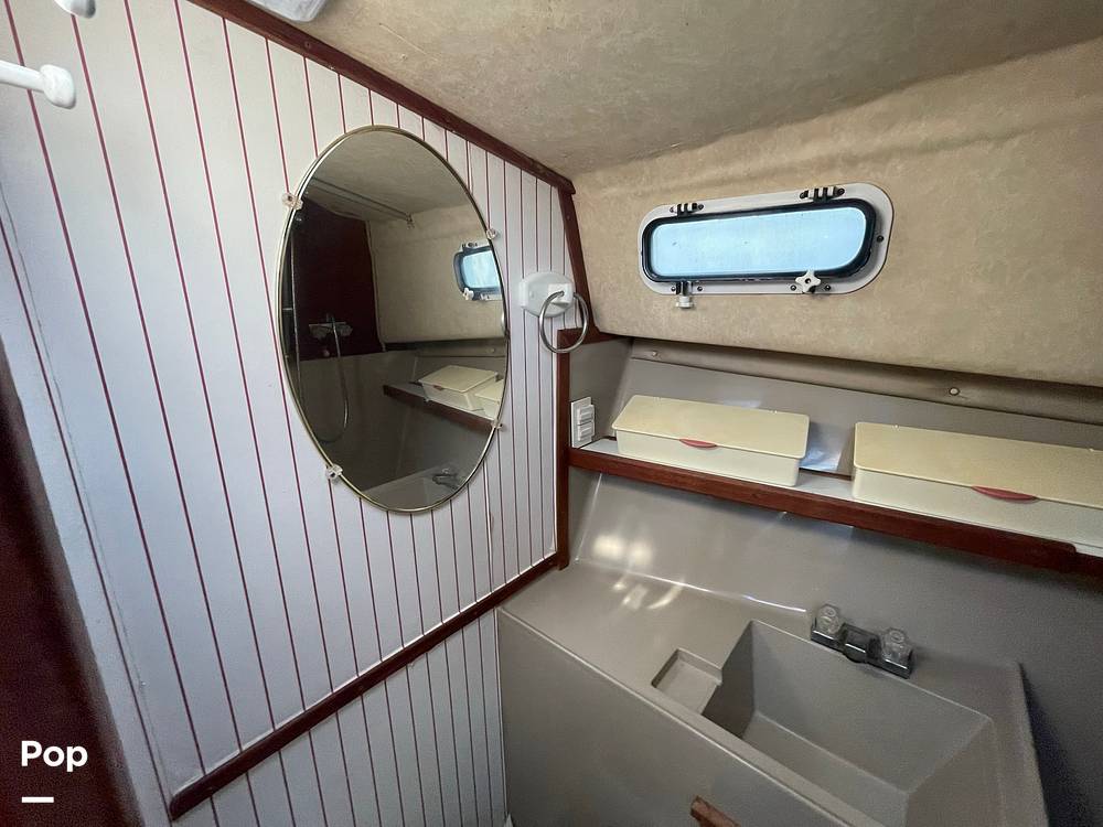 Slide: The Image of Bayliner 3270 Explorer 1984 - 13204437