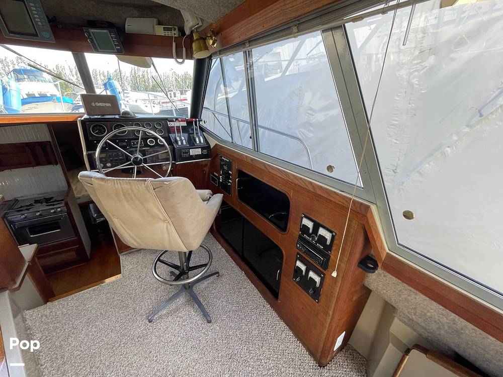 Slide: The Image of Bayliner 3270 Explorer 1984 - 13204455