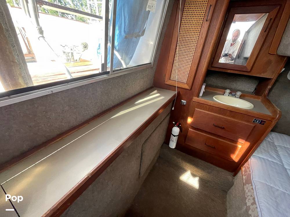 Slide: The Image of Bayliner 3270 Explorer 1984 - 13204422
