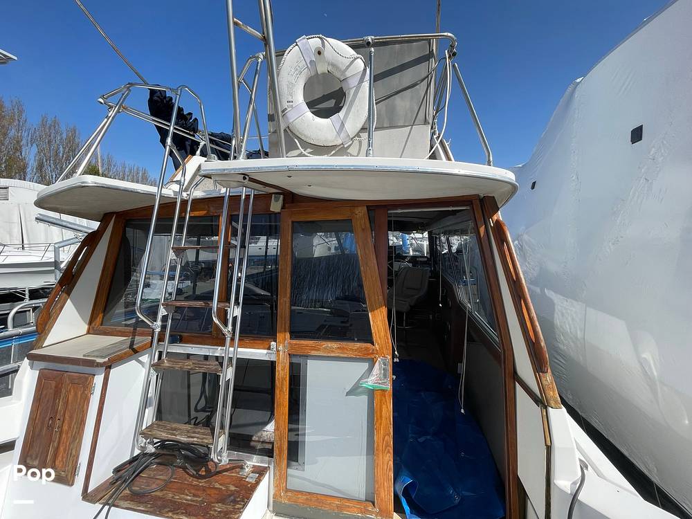 Slide: The Image of Bayliner 3270 Explorer 1984 - 12407324