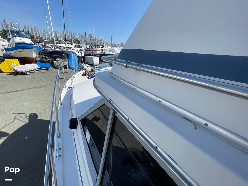 Slide: The Image of Bayliner 3270 Explorer 1984 - 12407328