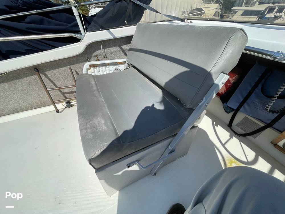 Slide: The Image of Bayliner 3270 Explorer 1984 - 12407374