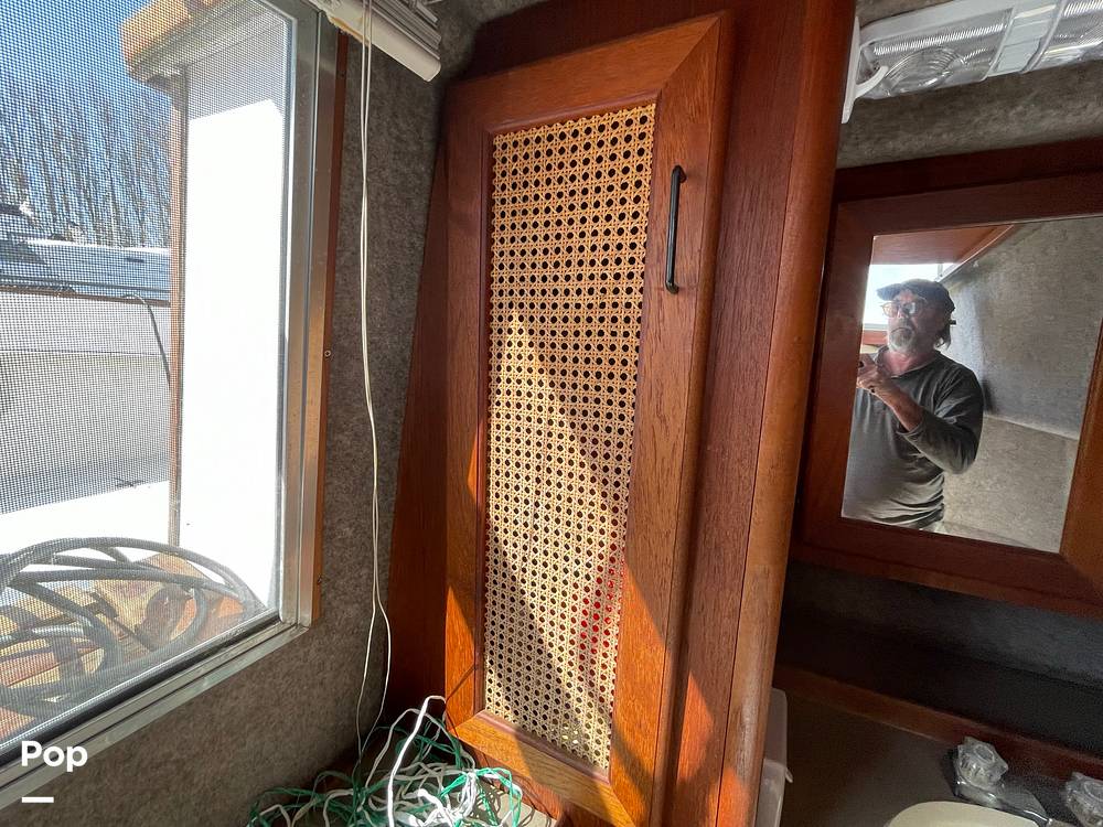 Slide: The Image of Bayliner 3270 Explorer 1984 - 12407385