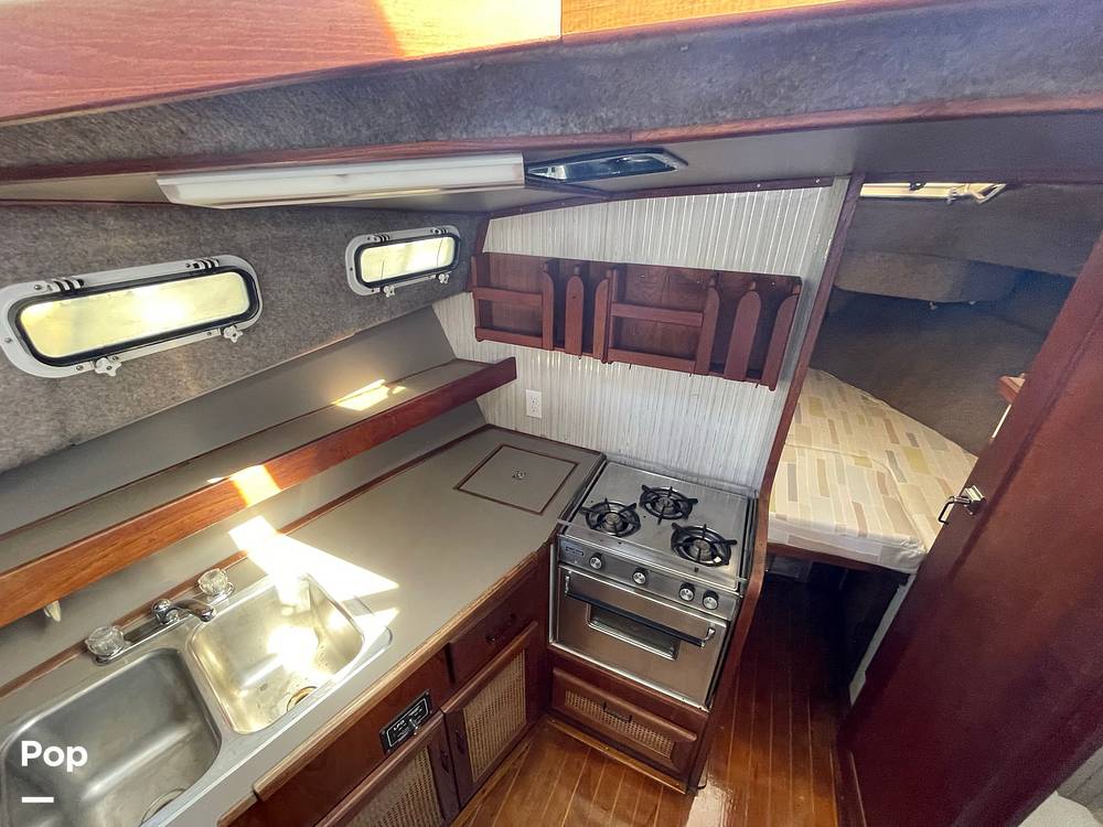 Slide: The Image of Bayliner 3270 Explorer 1984 - 13204446