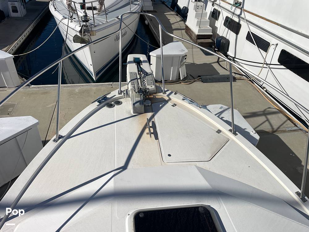 Slide: The Image of Bayliner 3288 1989 - 15112057
