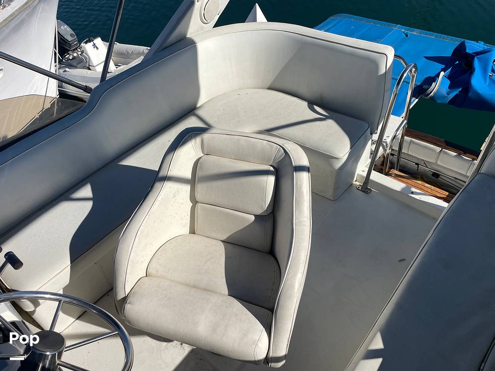 Slide: The Image of Bayliner 3288 1989 - 15111949