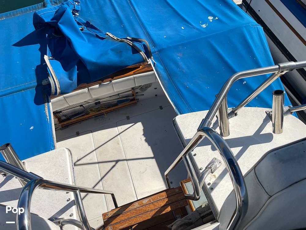 Slide: The Image of Bayliner 3288 1989 - 15111952
