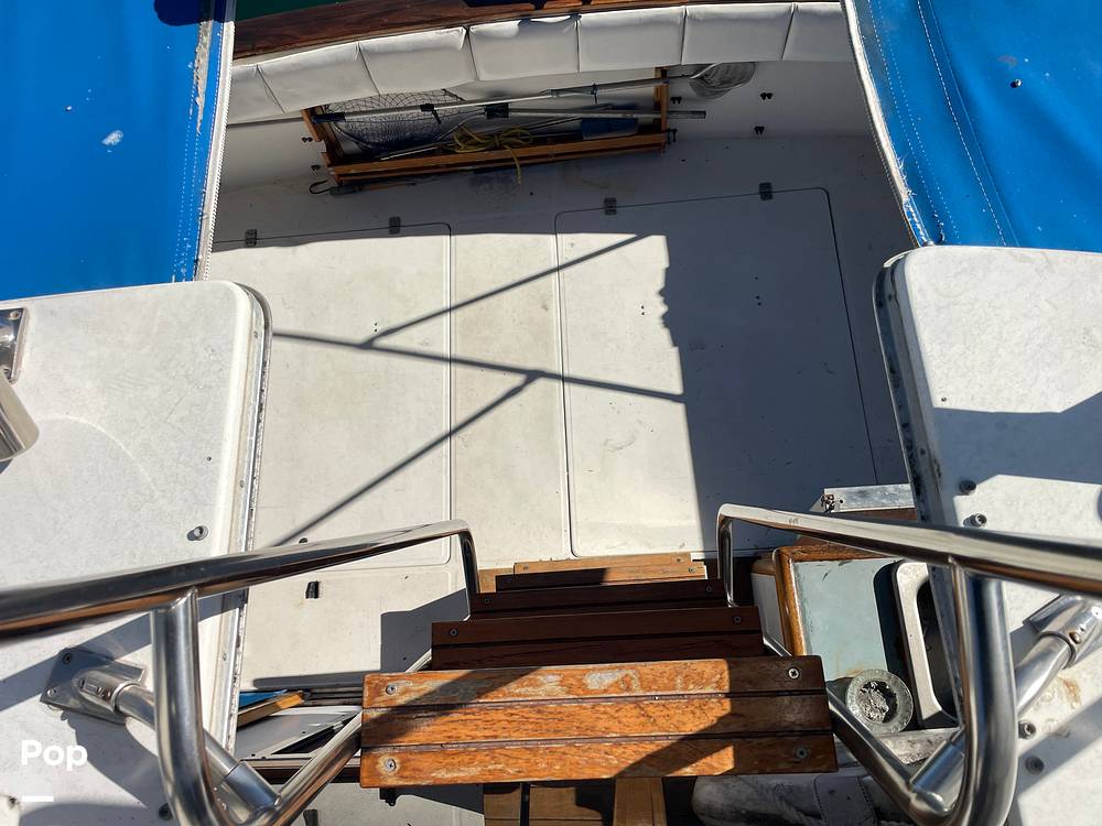 Slide: The Image of Bayliner 3288 1989 - 15111953