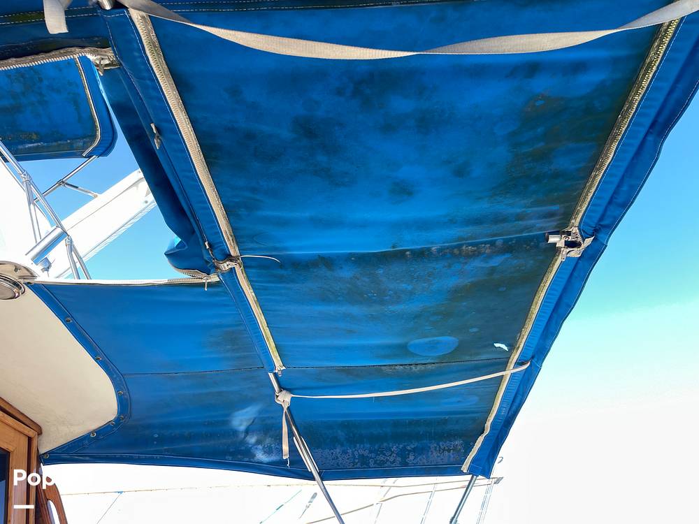 Slide: The Image of Bayliner 3288 1989 - 15111954