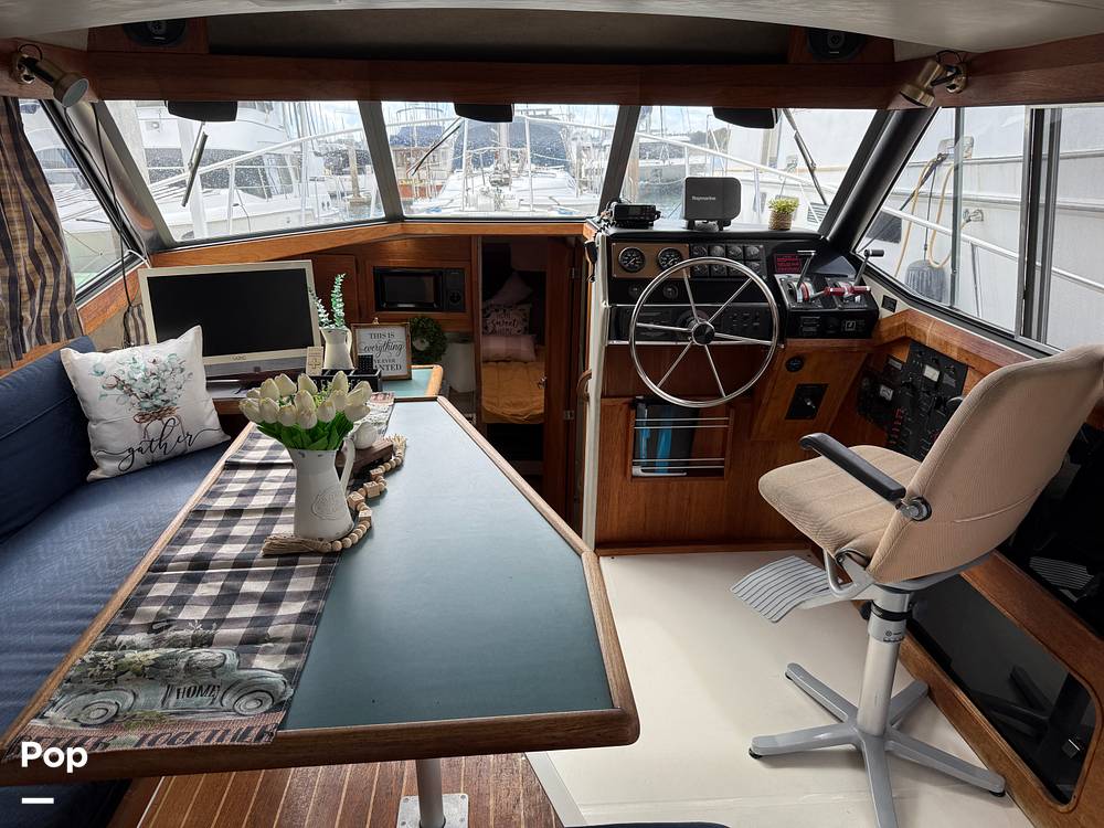 Slide: The Image of Bayliner 3288 1989 - 15405301