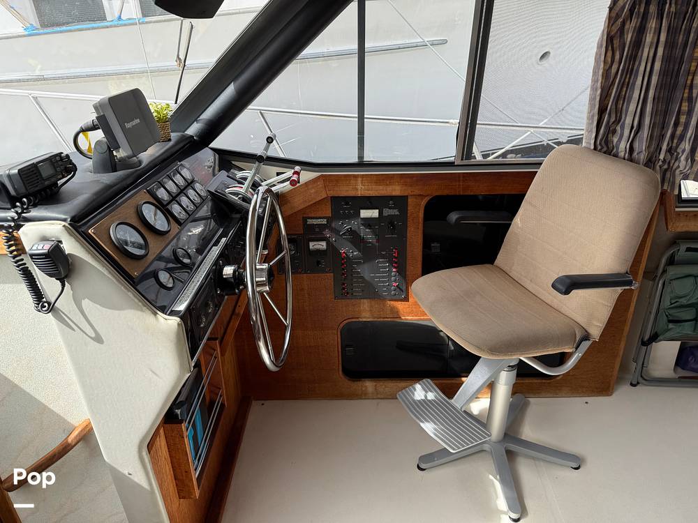 Slide: The Image of Bayliner 3288 1989 - 15405326