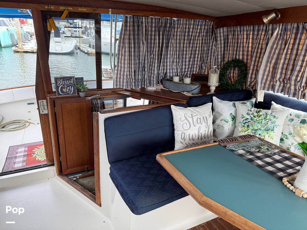 Slide: The Image of Bayliner 3288 1989 - 15405332