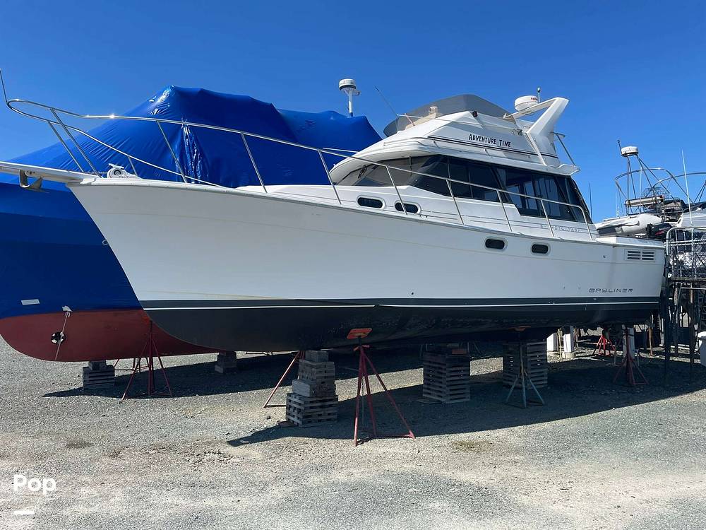 Slide: The Image of Bayliner 3288 1993 - 15360923