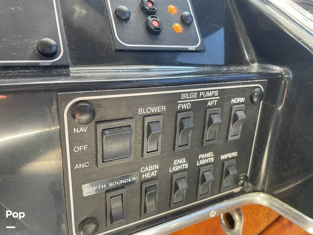 Slide: The Image of Bayliner 3288 1993 - 15360948