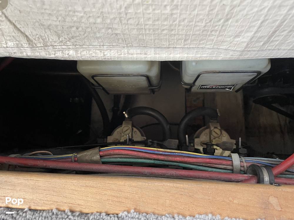 Slide: The Image of Bayliner 3288 1993 - 15361044