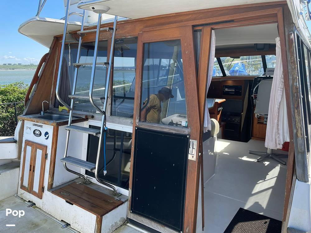 Slide: The Image of Bayliner 3288 1993 - 15361047