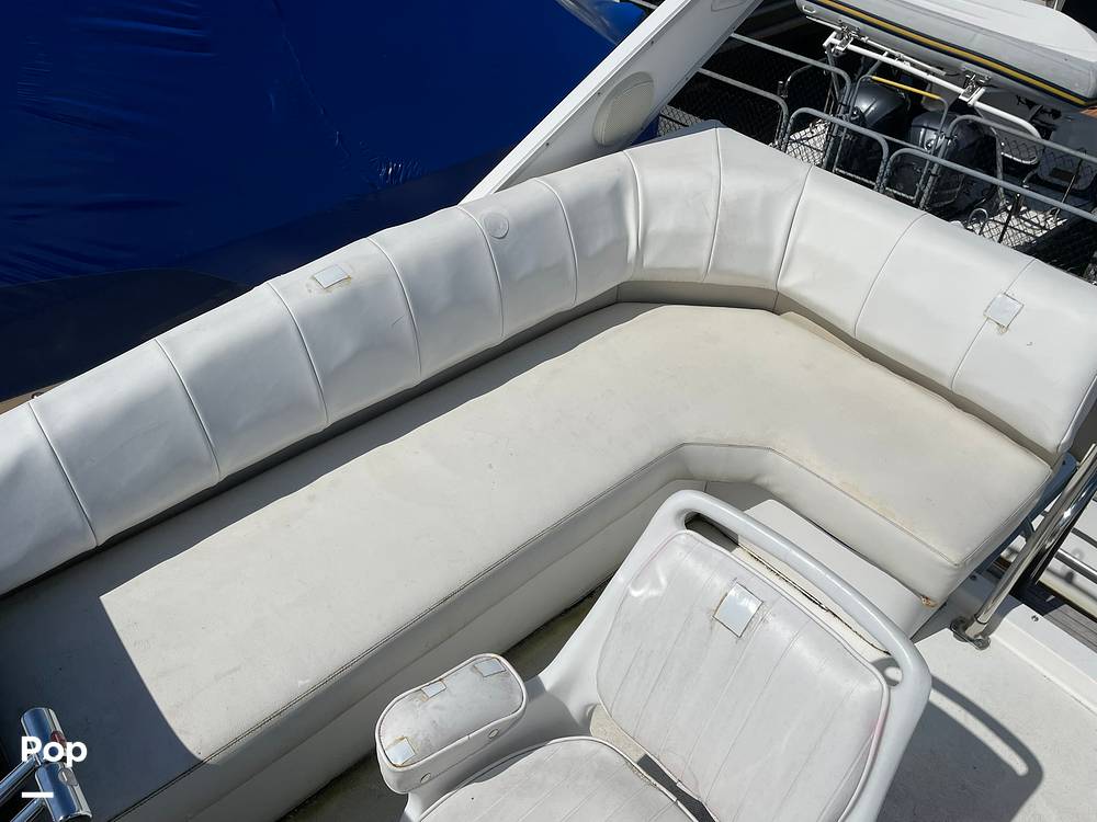 Slide: The Image of Bayliner 3288 1993 - 15361053