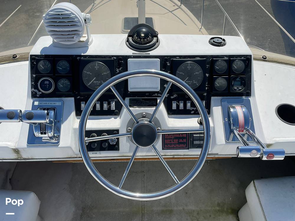 Slide: The Image of Bayliner 3288 1993 - 15361055