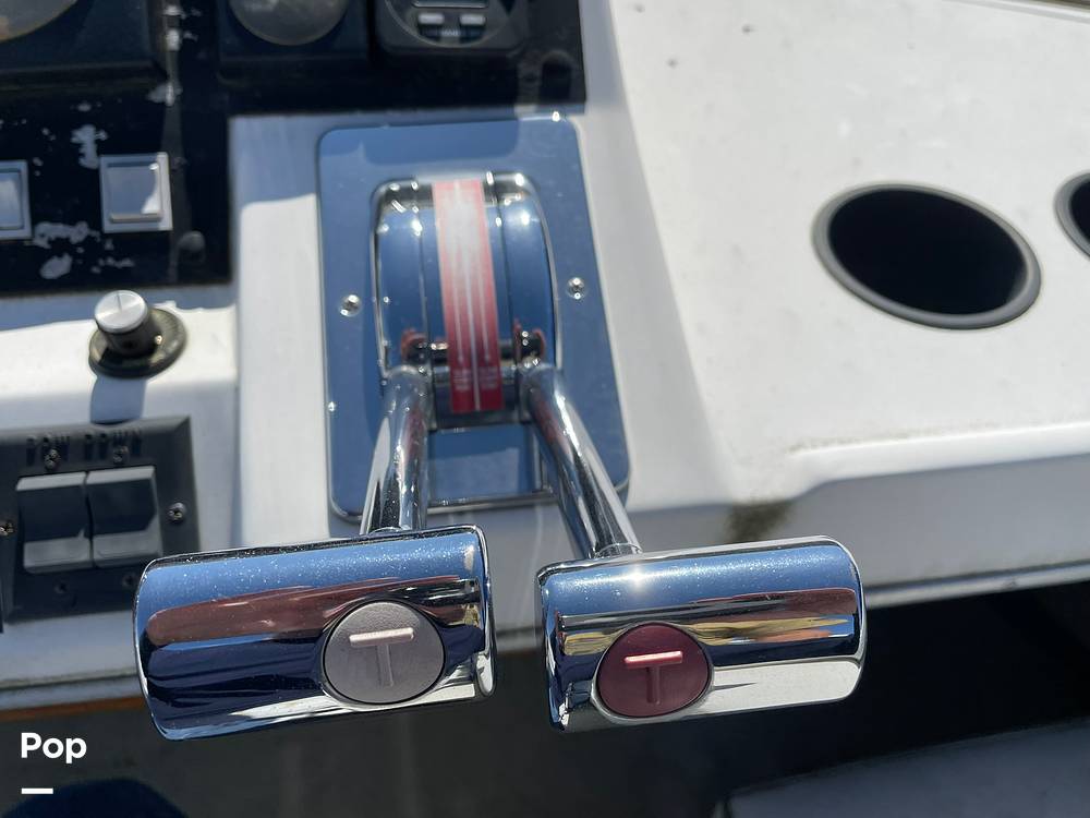 Slide: The Image of Bayliner 3288 1993 - 15361065