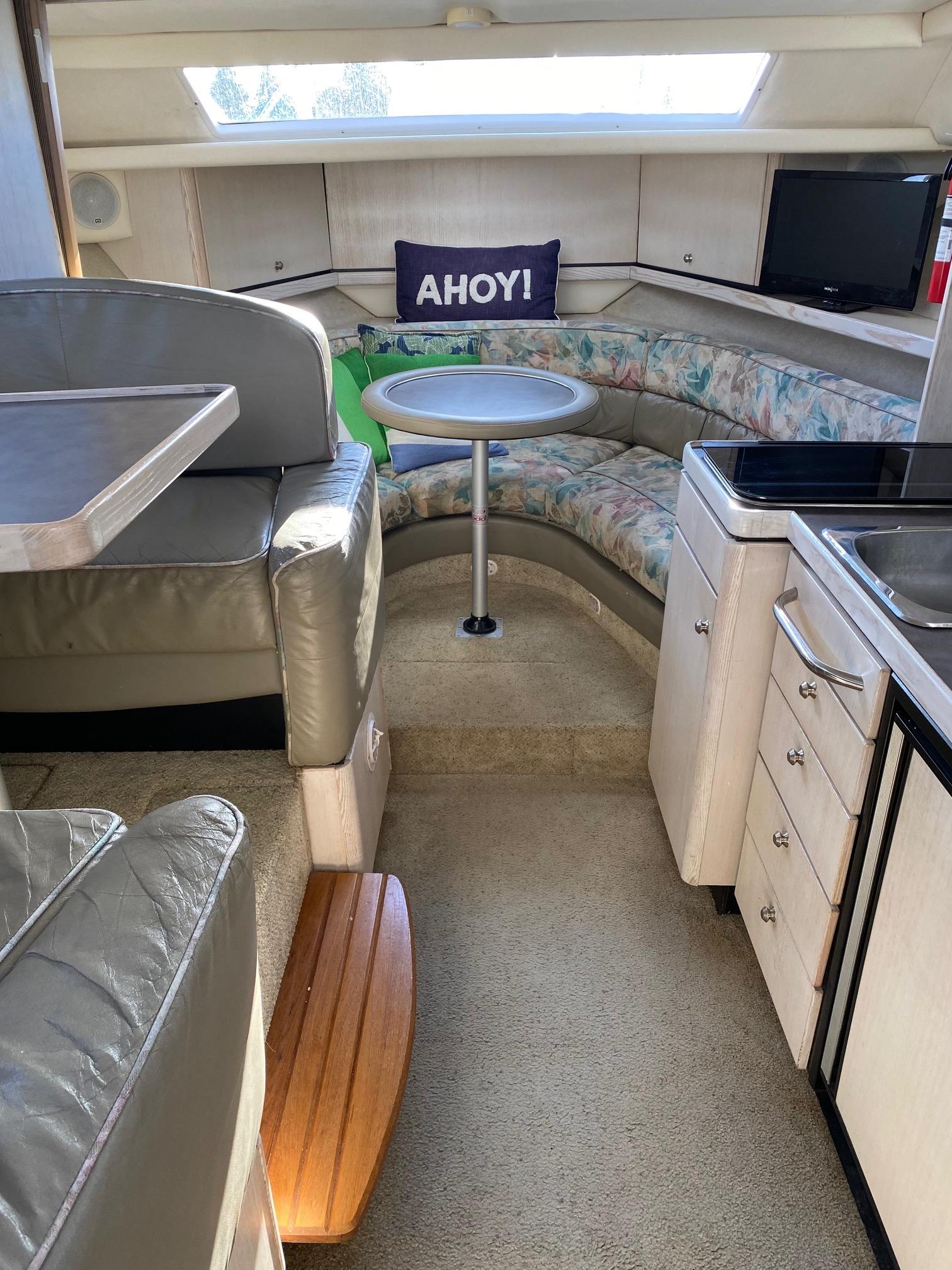 Slide: The Image of Bayliner 32 Avante 1996 - 51