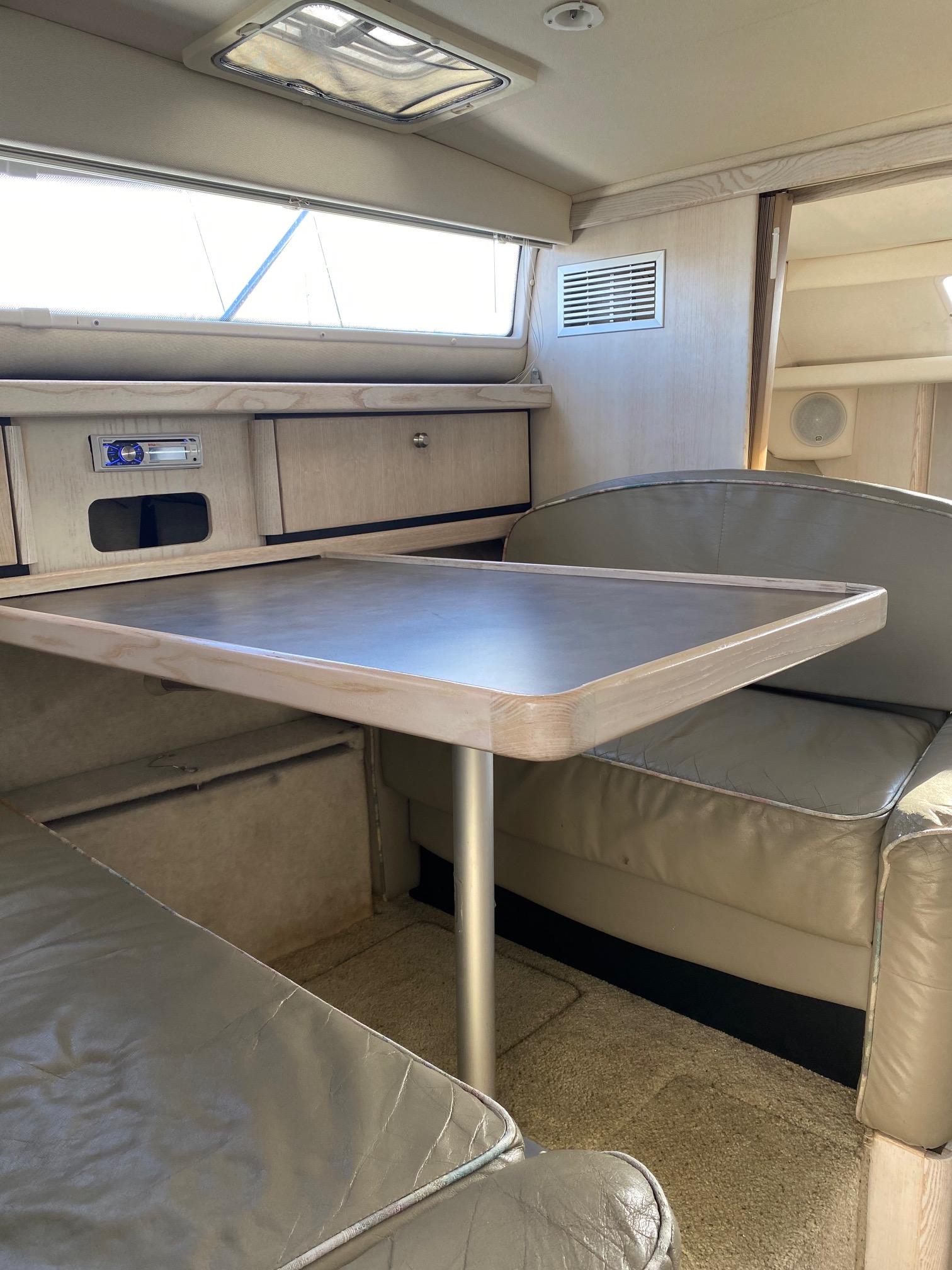 Slide: The Image of Bayliner 32 Avante 1996 - 52