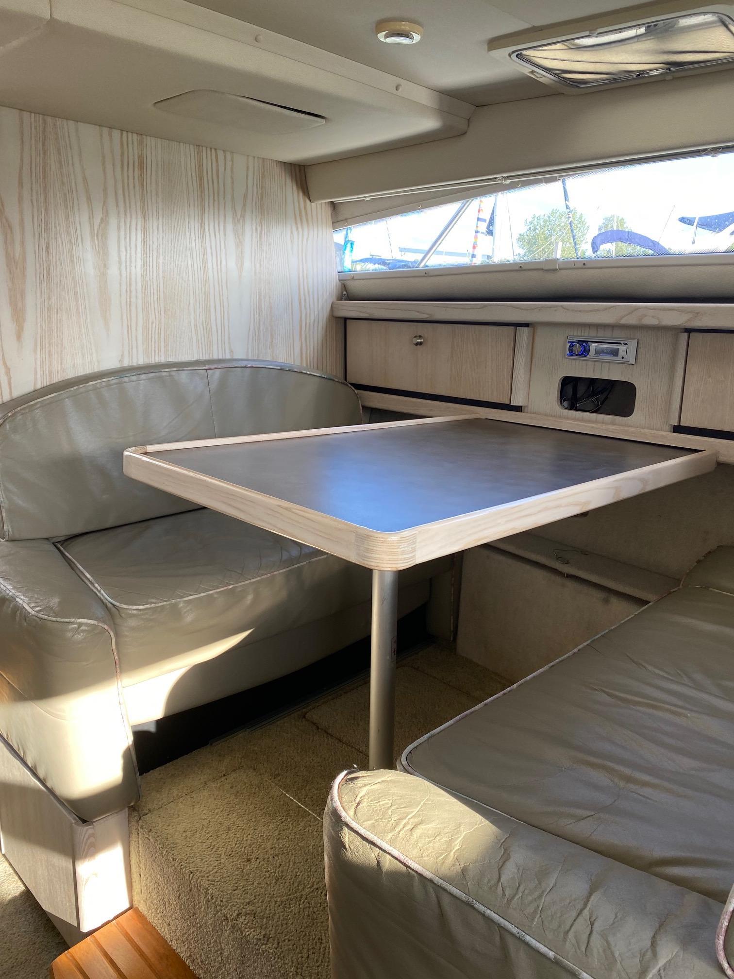 Slide: The Image of Bayliner 32 Avante 1996 - 54