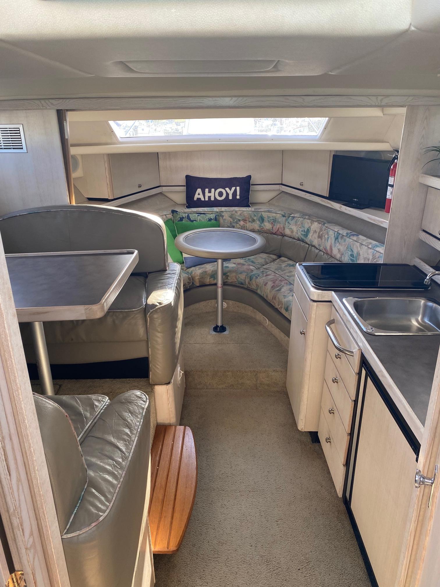 Slide: The Image of Bayliner 32 Avante 1996 - 55