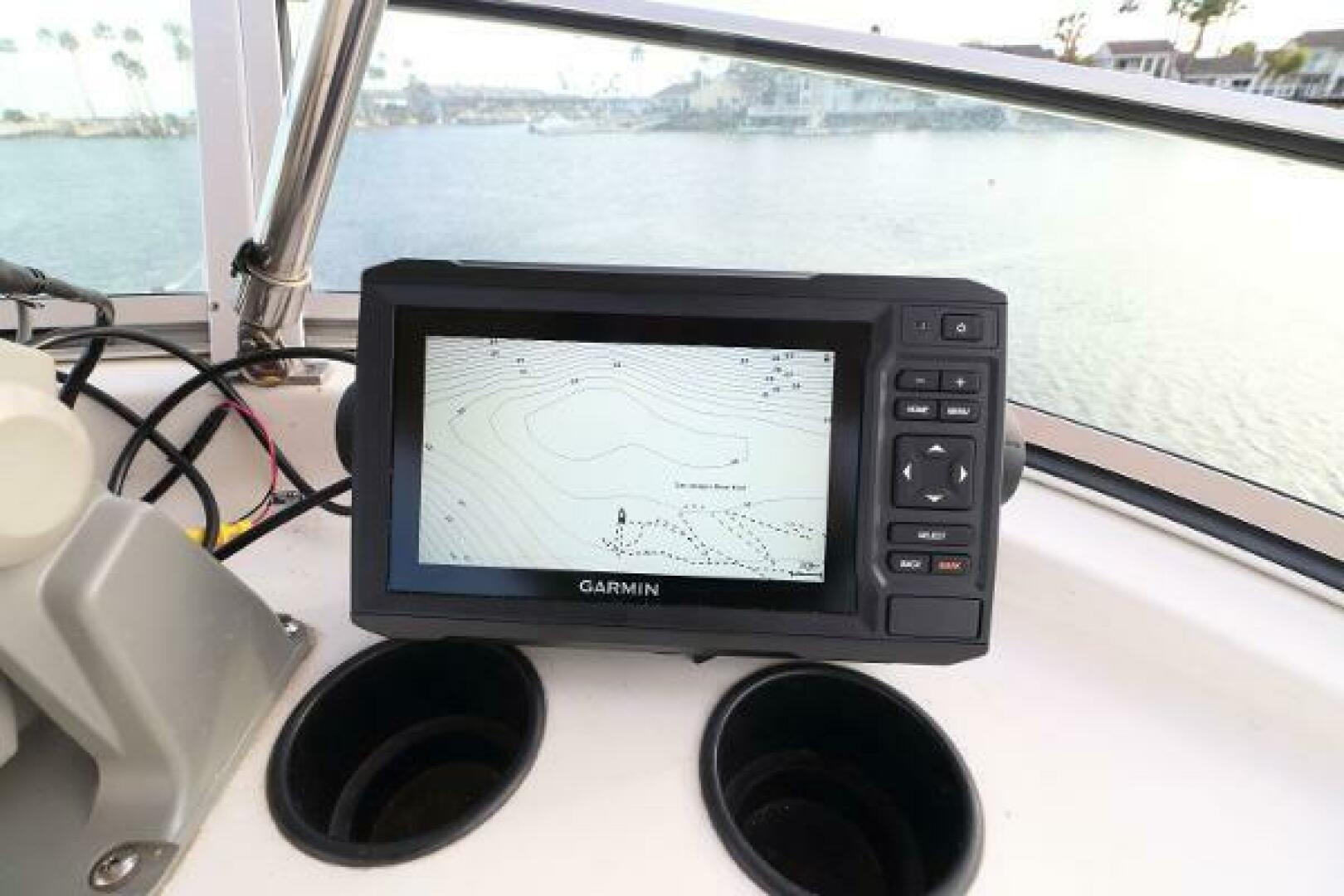 Slide: The Image of Bayliner 3388 Command Bridge Motoryacht 1998 - 5306796