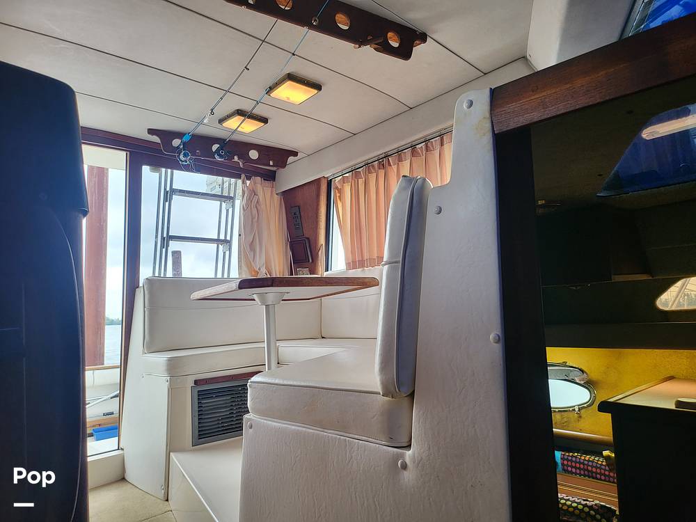 Slide: The Image of Bayliner 3460 1987 - 11260010