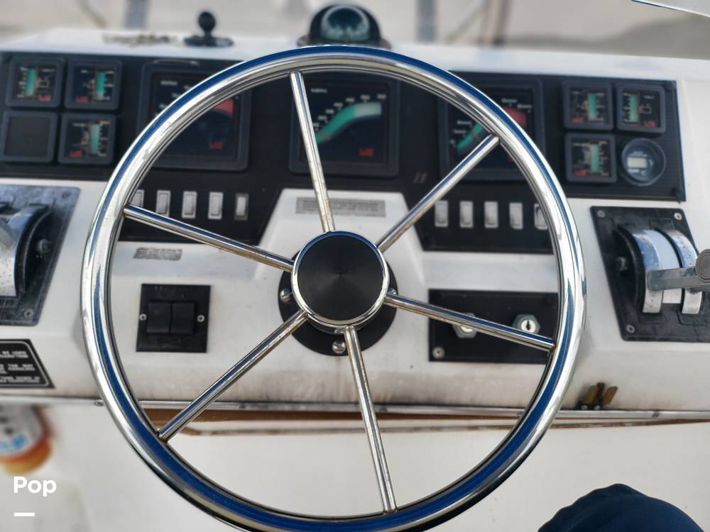 Slide: The Image of Bayliner 3460 1987 - 11260043