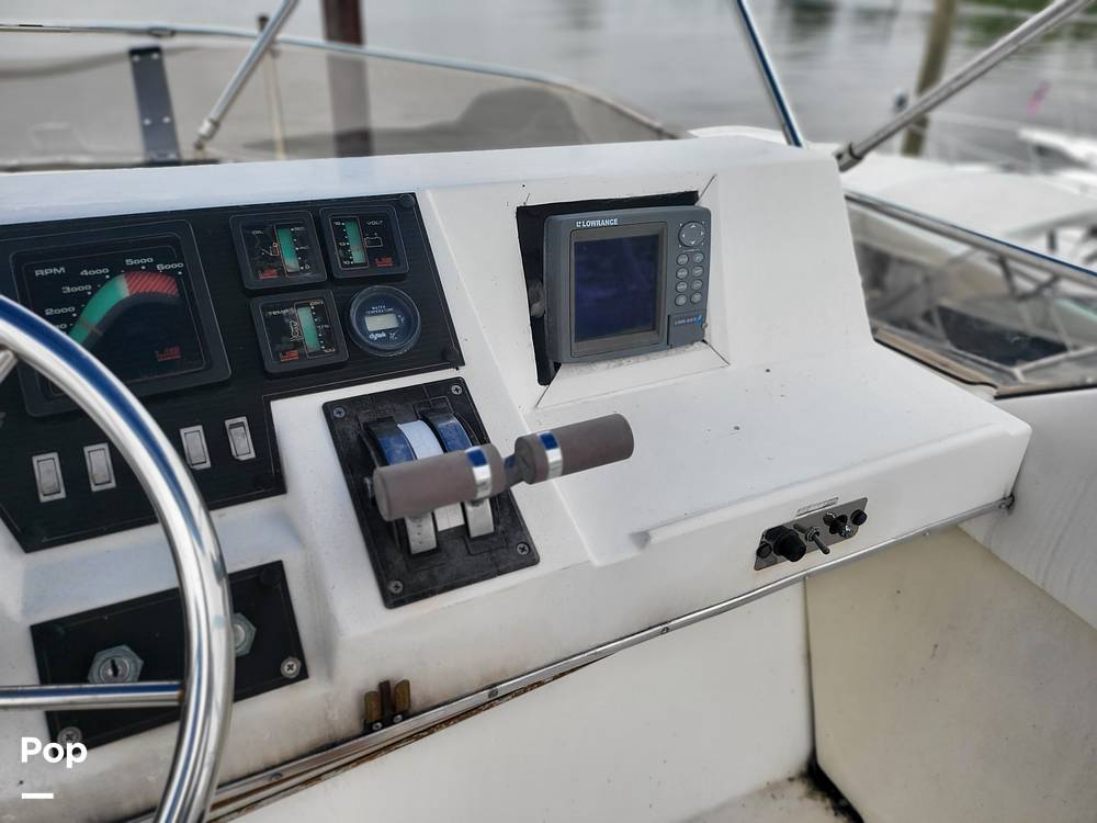 Slide: The Image of Bayliner 3460 1987 - 11260046