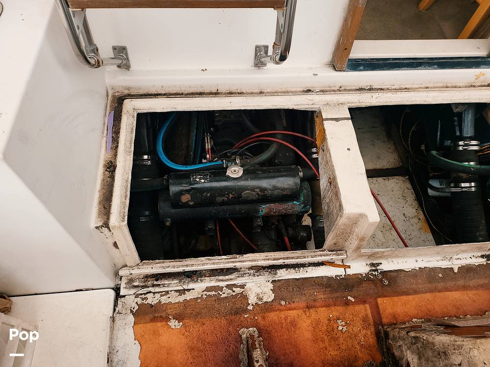 Slide: The Image of Bayliner 3460 1987 - 11260127