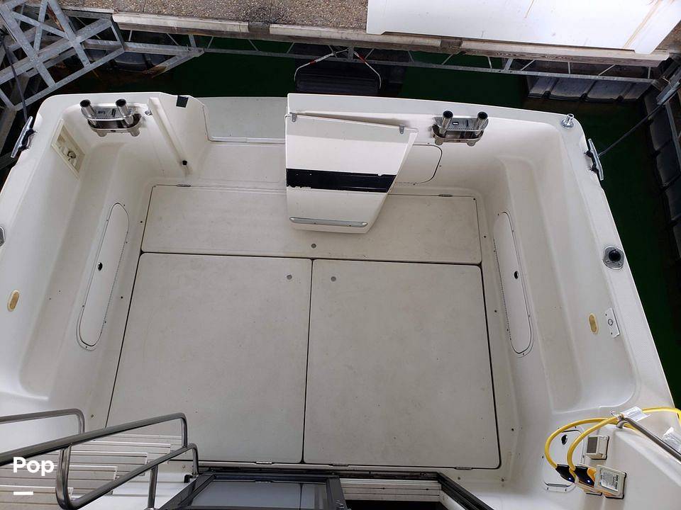 Slide: The Image of Bayliner 3488 Avanti Command Bridge 1997 - 14700484