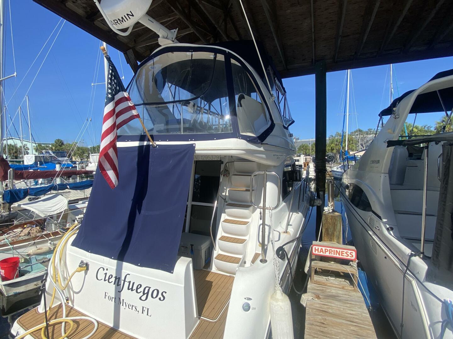 Slide: The Image of Bayliner 3488 Command Bridge 2001 - 5410692